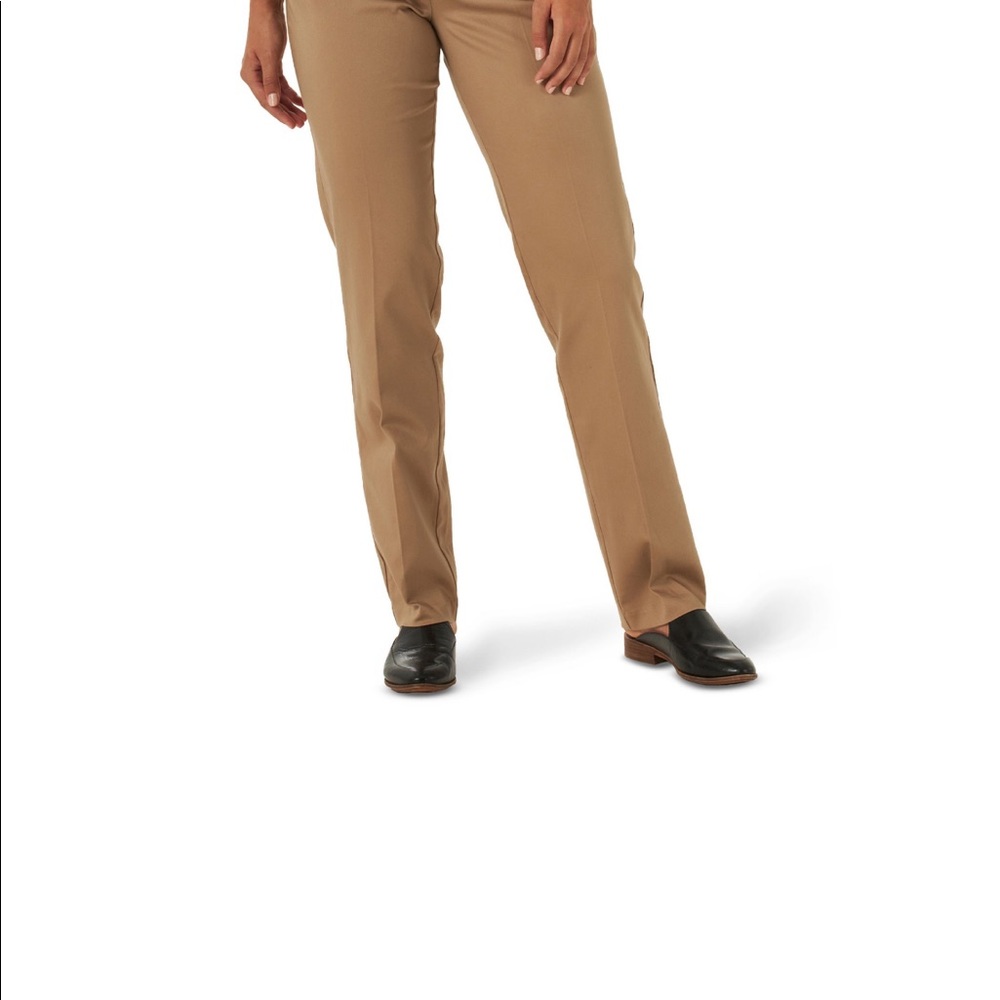 Lee Women's Comfort Woven Straight Leg Pant